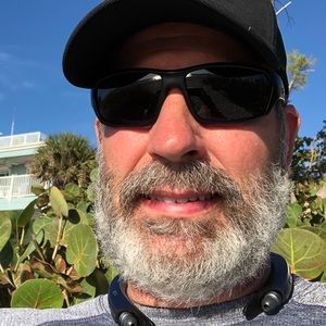 Meet your Posher, Chris